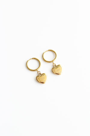 Rerehua ake nei - Heart Pendant Earrings in Gold