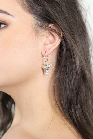 Mako Nui – Hoop Hook Earring in Silver