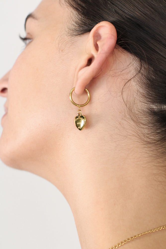 Rerehua ake nei - Heart Pendant Earrings in Gold