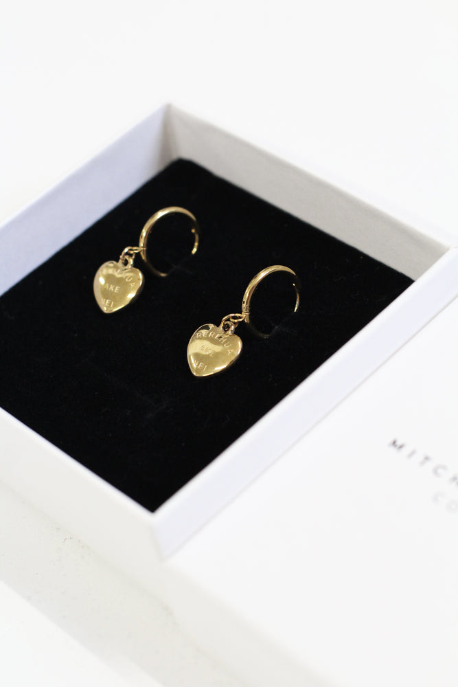 Rerehua ake nei - Heart Pendant Earrings in Gold