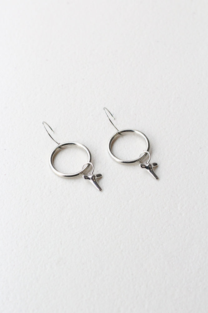 
            
                Load image into Gallery viewer, Mako - Statement Earring in Silver
            
        