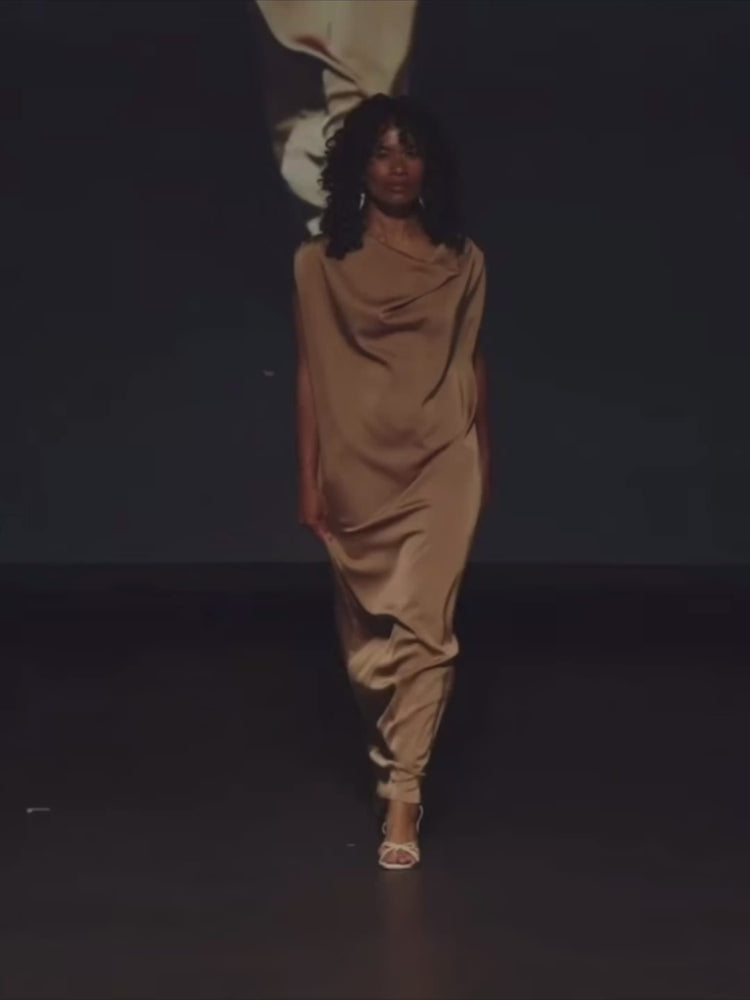 
            
                Load and play video in Gallery viewer, Hono Dress in Almond
            
        