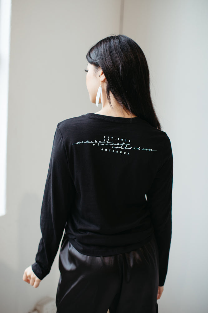 Whāia tō Ngākau, Hand Script T-Shirt - Black