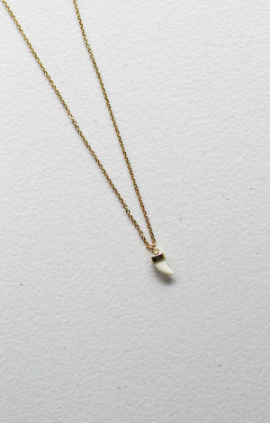 Niho Kaiū – Ivory Tusk with Gold Necklace